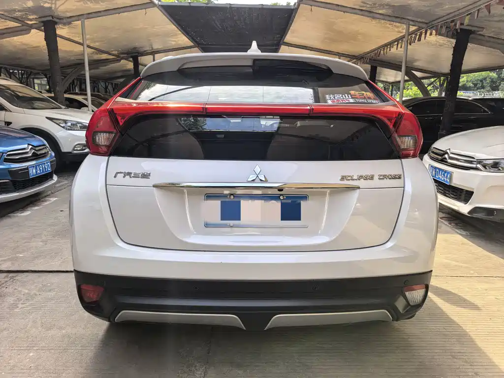 Mitsubishi Eclipse Cross 2019 — фото 16