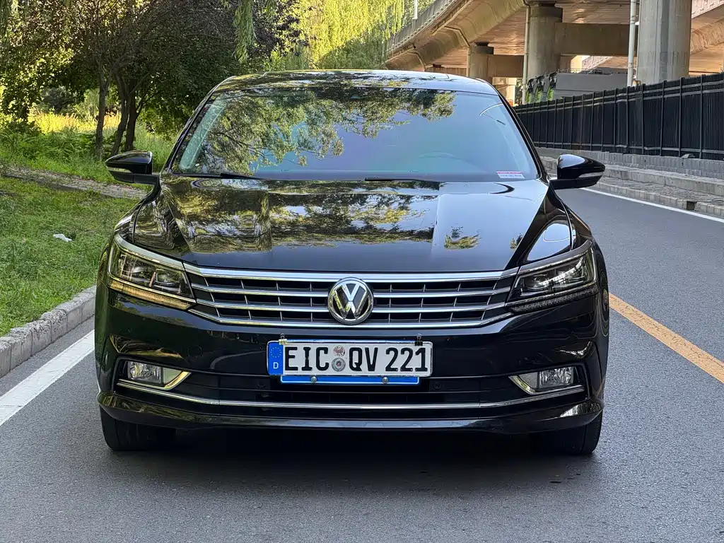Volkswagen Passat 2018 — фото 7