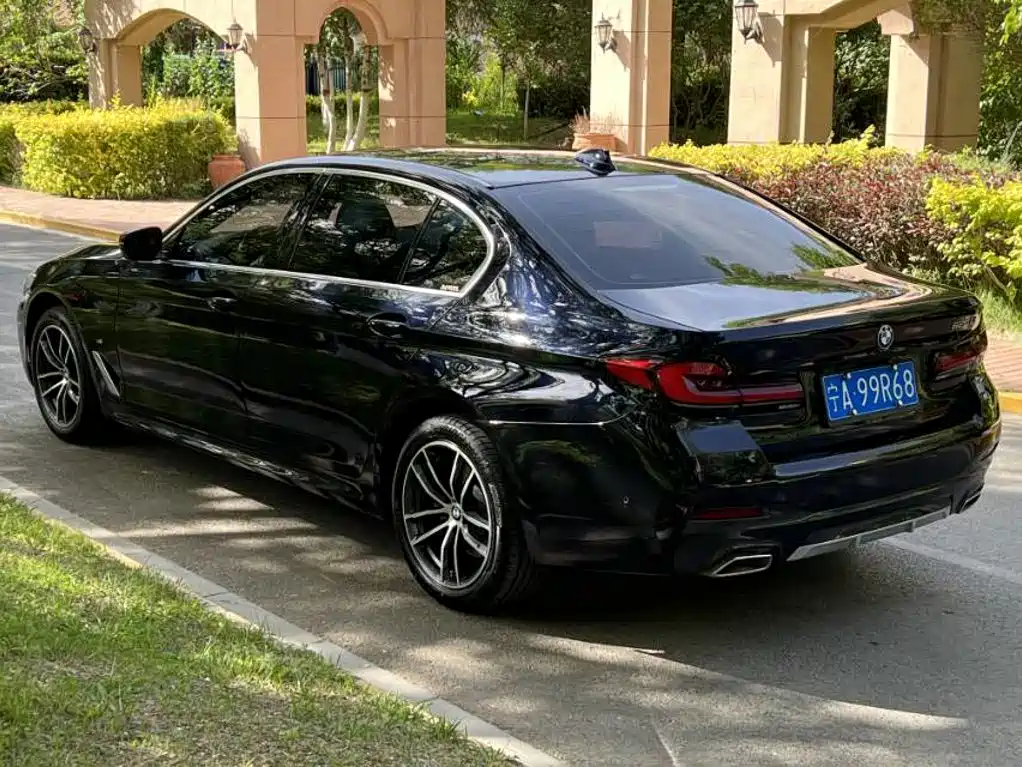 BMW 5 Series 2024
