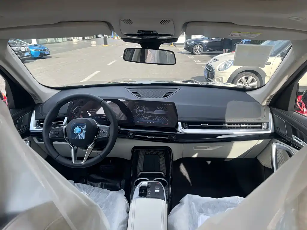 BMW X1 2025