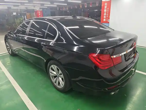 BMW 7 Series 2009
