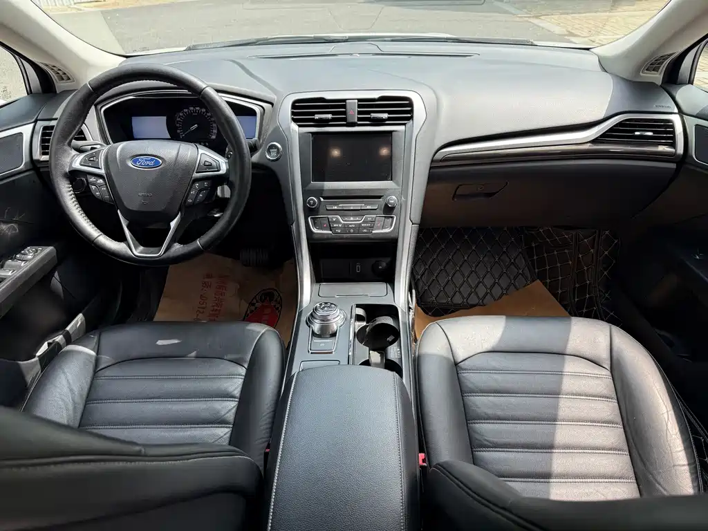Ford Mondeo 2017 — фото 5