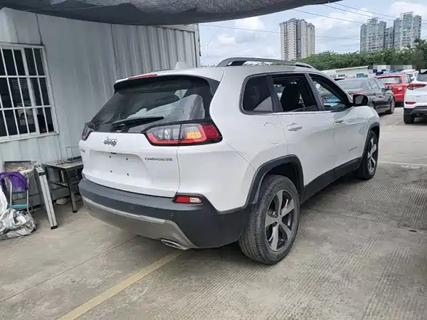 Jeep Cherokee 2020