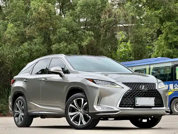 Lexus RX 2020