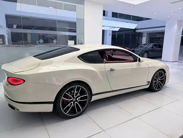 Bentley Continental 2014