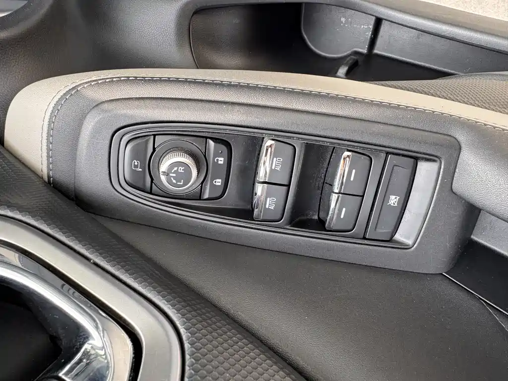 Subaru Forester 2022 — фото 19