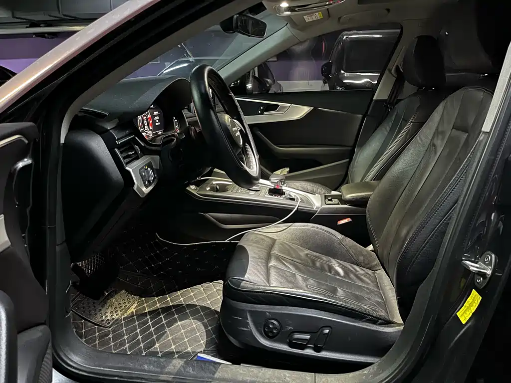 Audi A4L 2019
