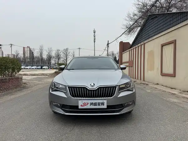 Skoda Superb 2016