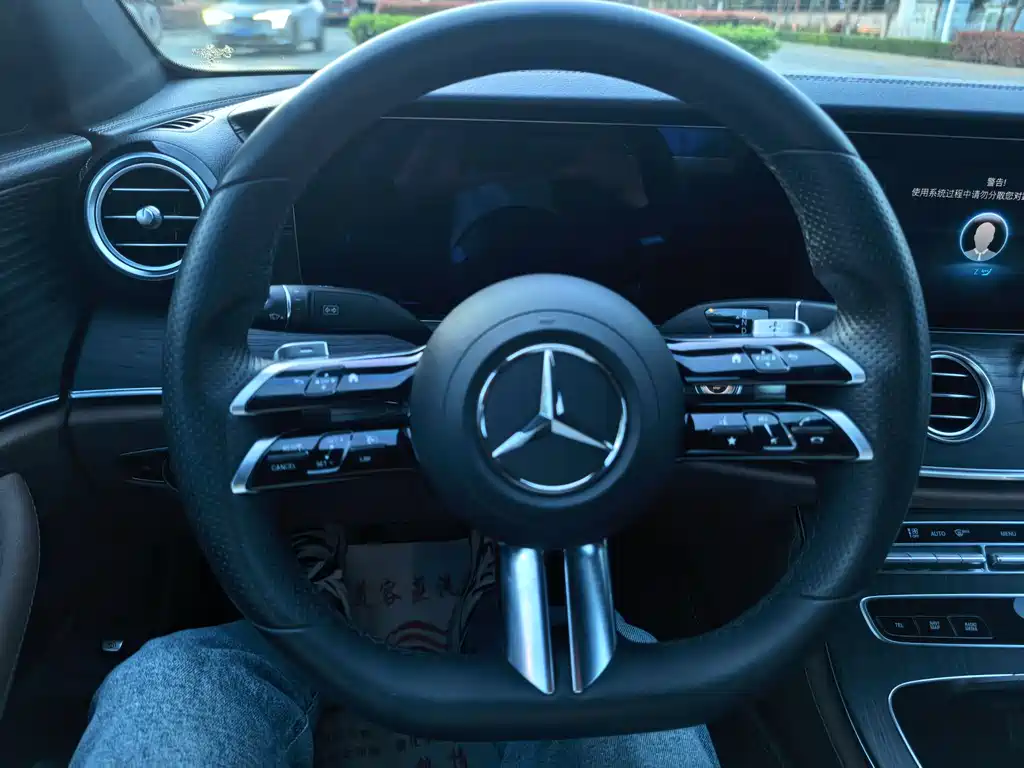 Mercedes-Benz E-Class 2021 — фото 10