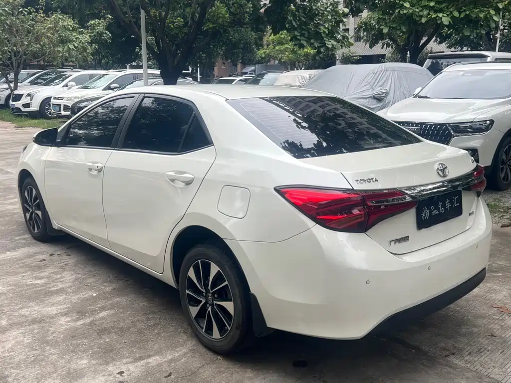 Toyota Levin 2018 — фото 14