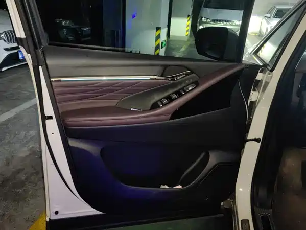 GAC Trumpchi M8 2025