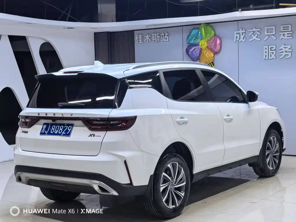 Geely Vision X6 2022 — фото 6
