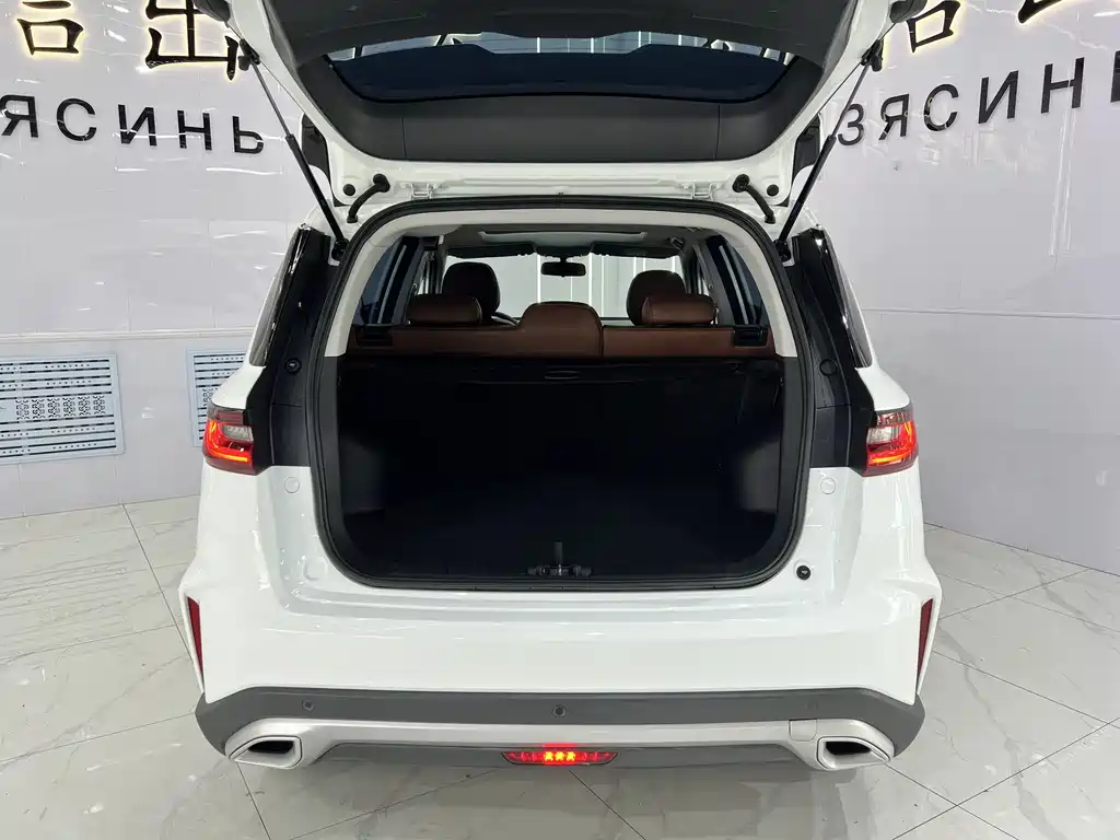 Geely Vision X6 2023 — фото 17