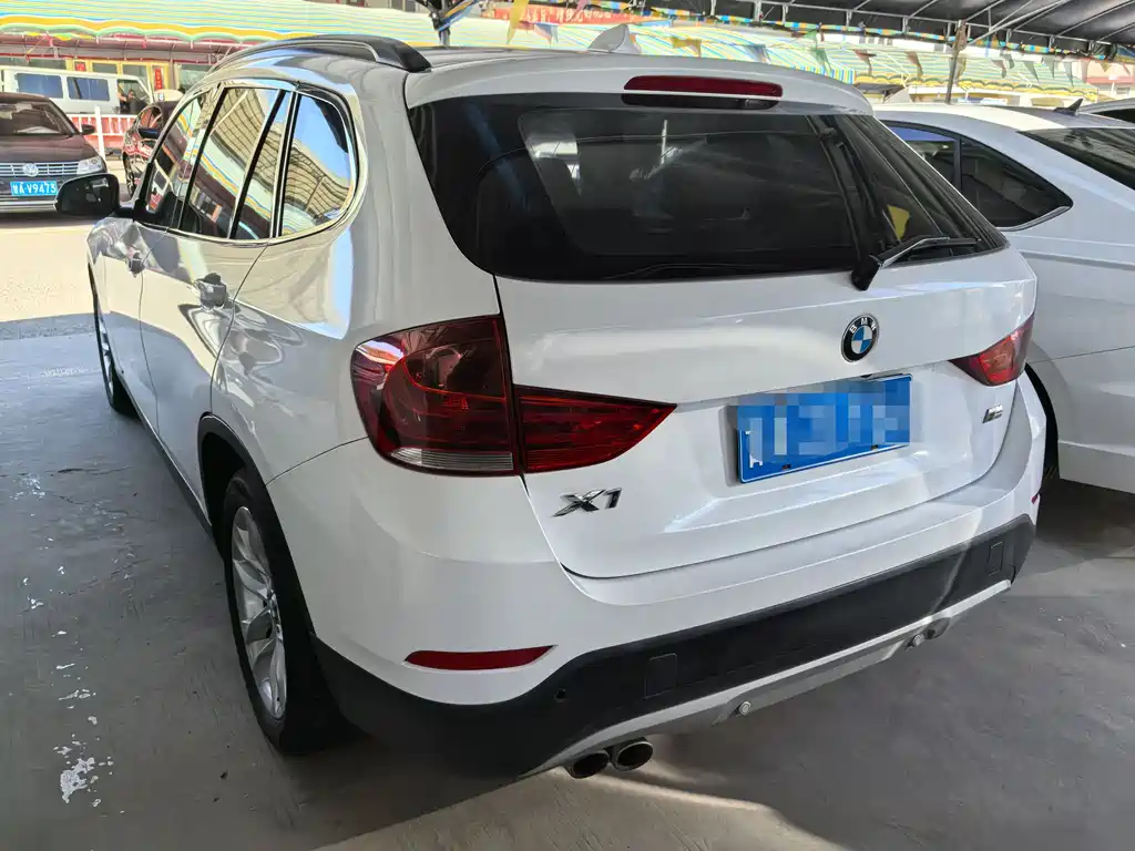BMW X1 2015 — фото 4