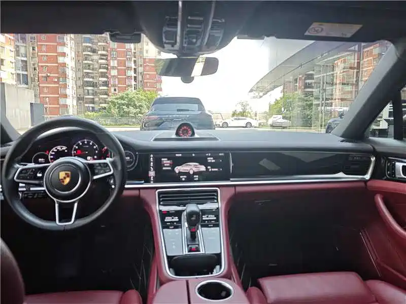 Porsche Panamera 2021 — фото 9