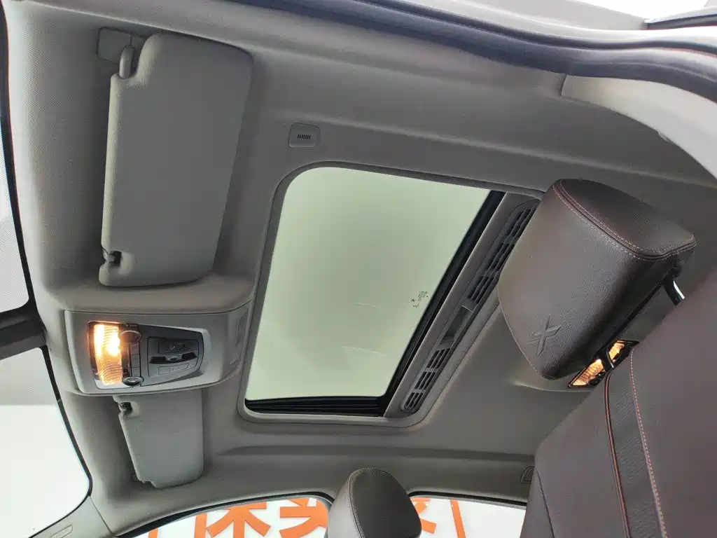BMW X4 2015 — фото 14