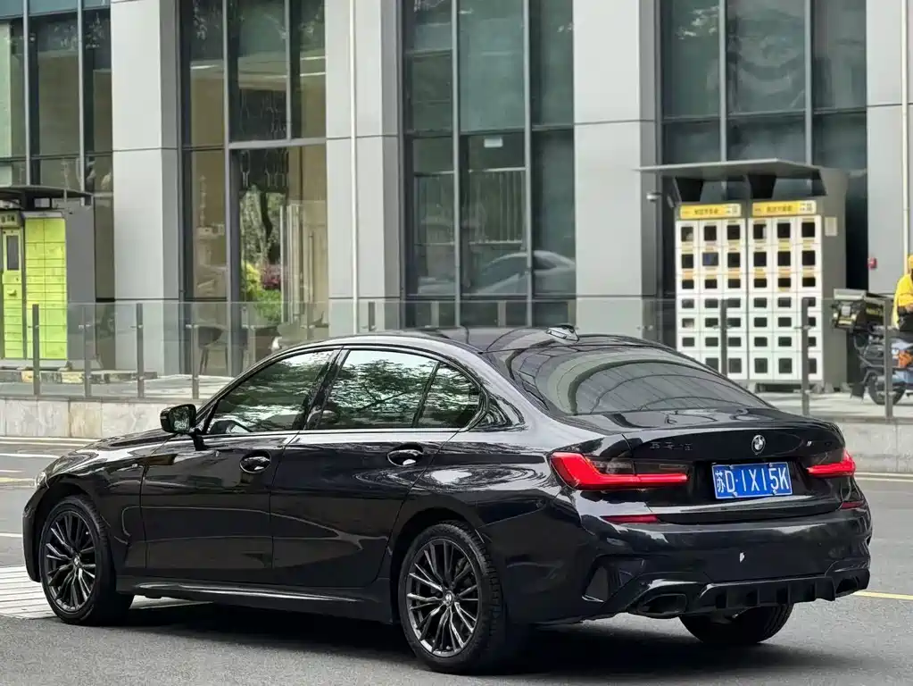 BMW 3 Series 2020