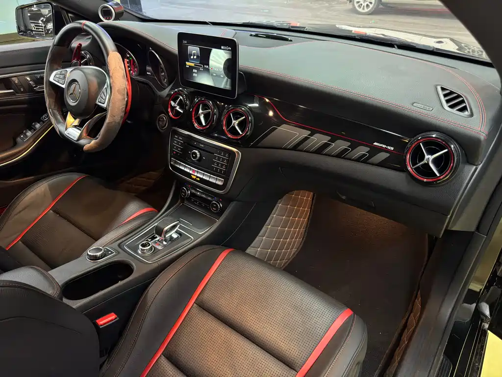 Mercedes-Benz Mercedes CLA AMG 2017 — фото 19