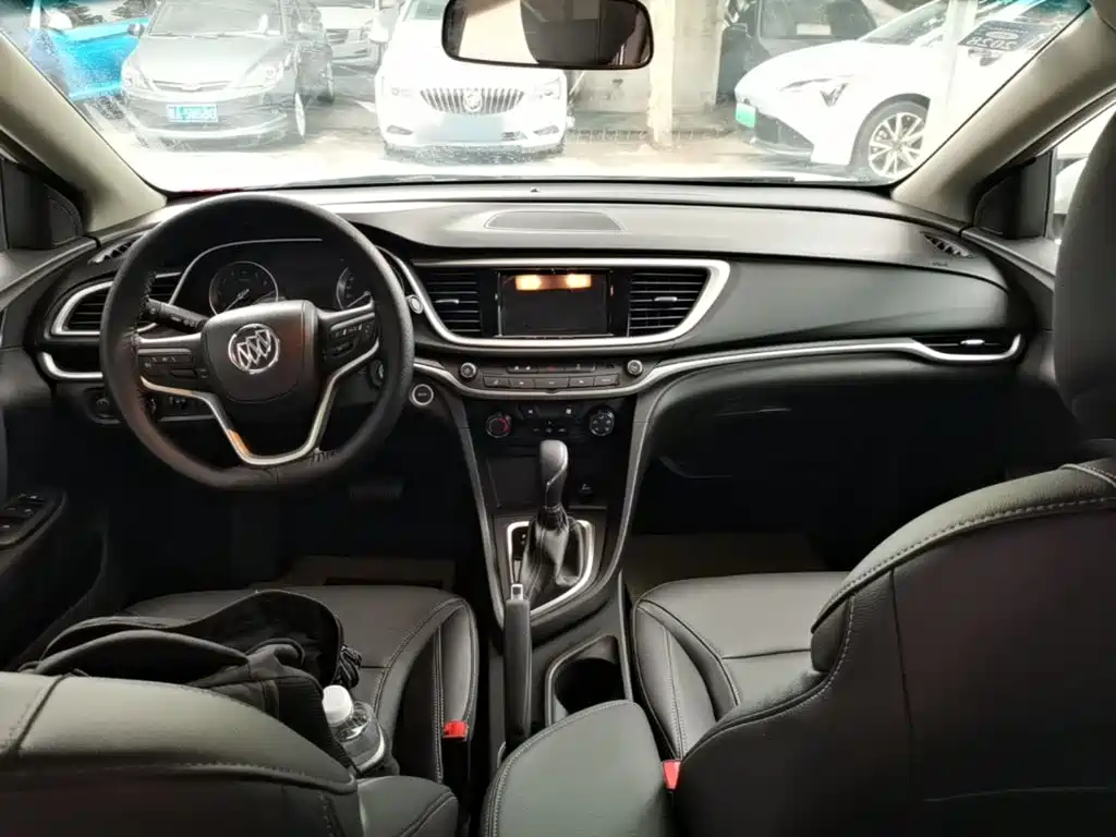 Buick Excelle 2022 — фото 10