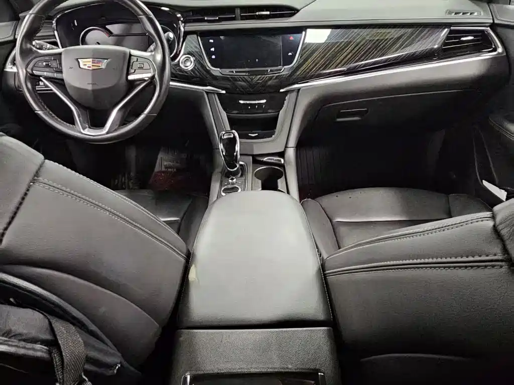 Cadillac XT6 2020 — фото 13