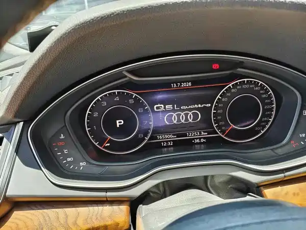 Audi Q5L 2019