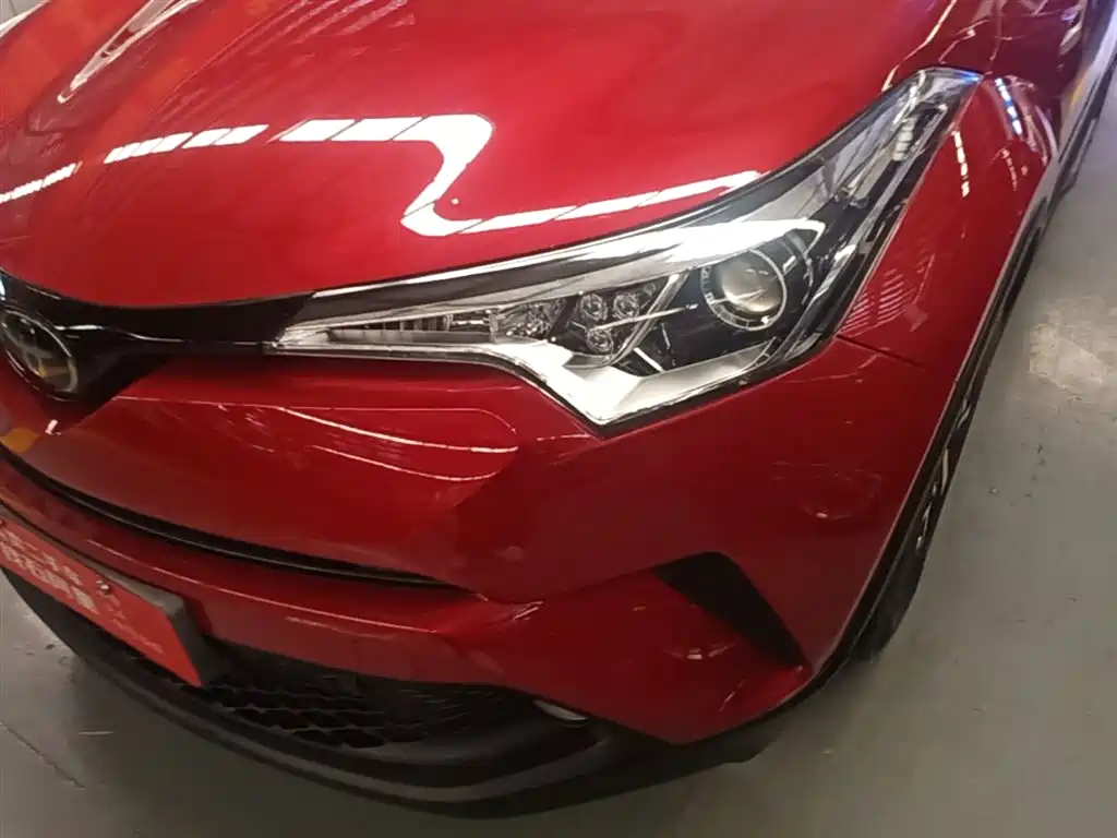 Toyota C-HR 2021 — фото 24
