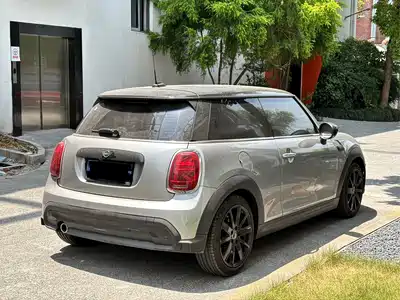 MINI MINI 2024