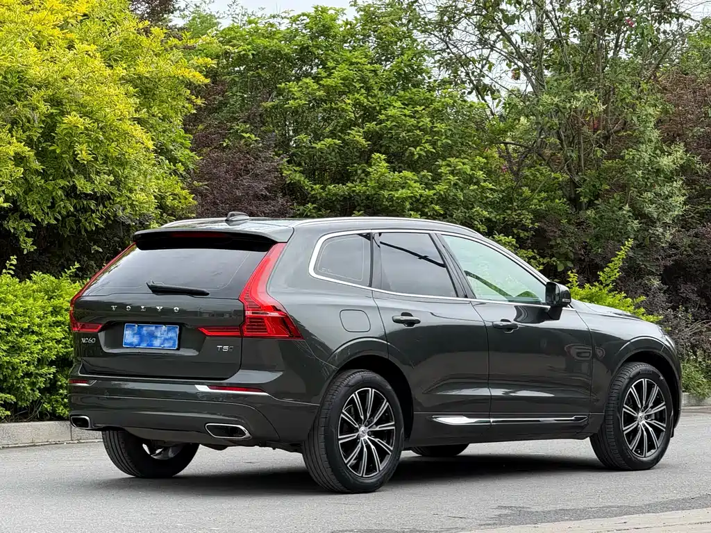 Volvo XC60 2020 — фото 7
