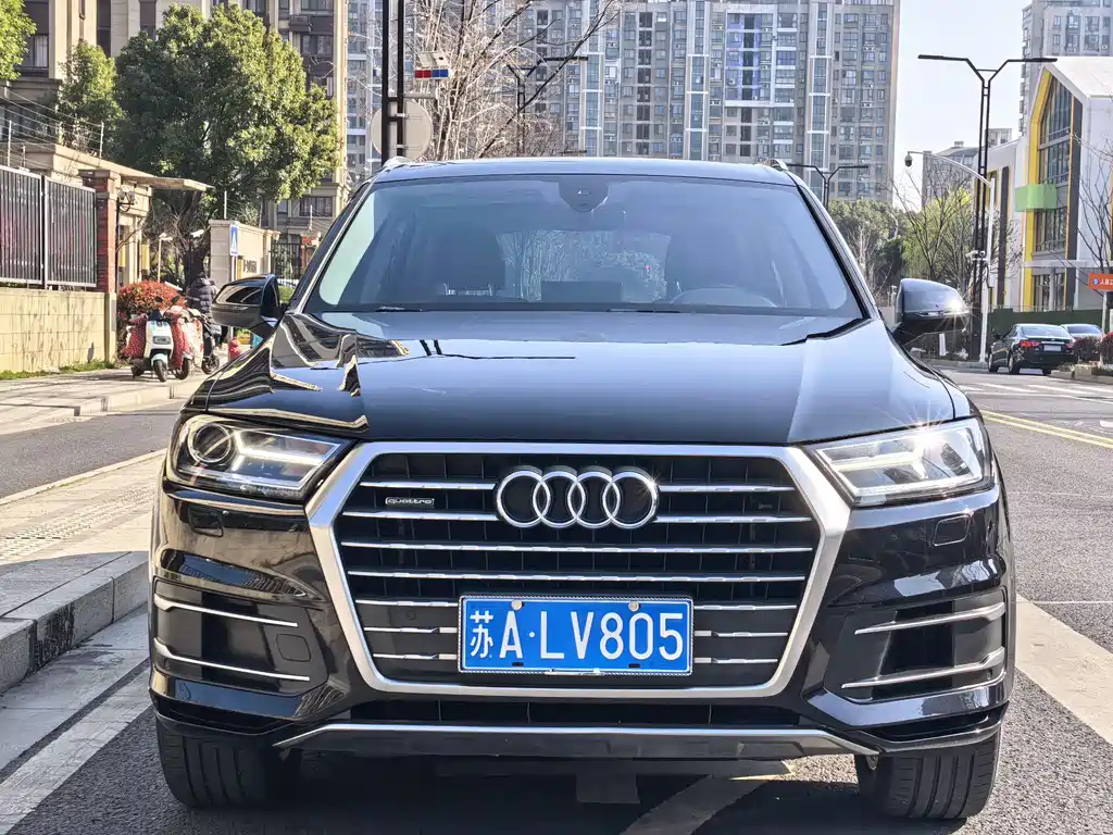 Audi Q7 2017 — фото 2