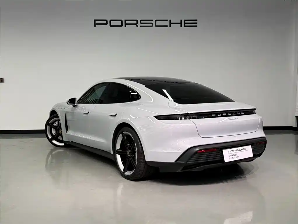 Porsche Taycan 2022 — фото 4