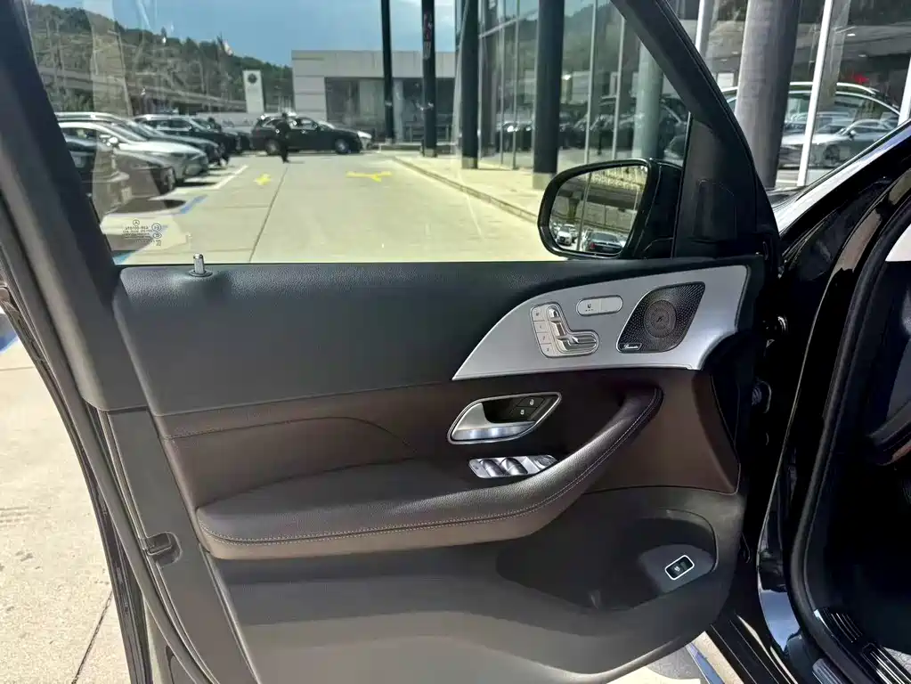 Mercedes-Benz GLE 2023
