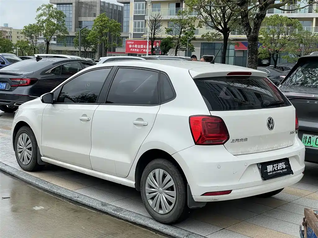 Volkswagen Polo 2016