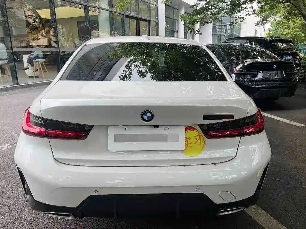 BMW 3 Series 2023