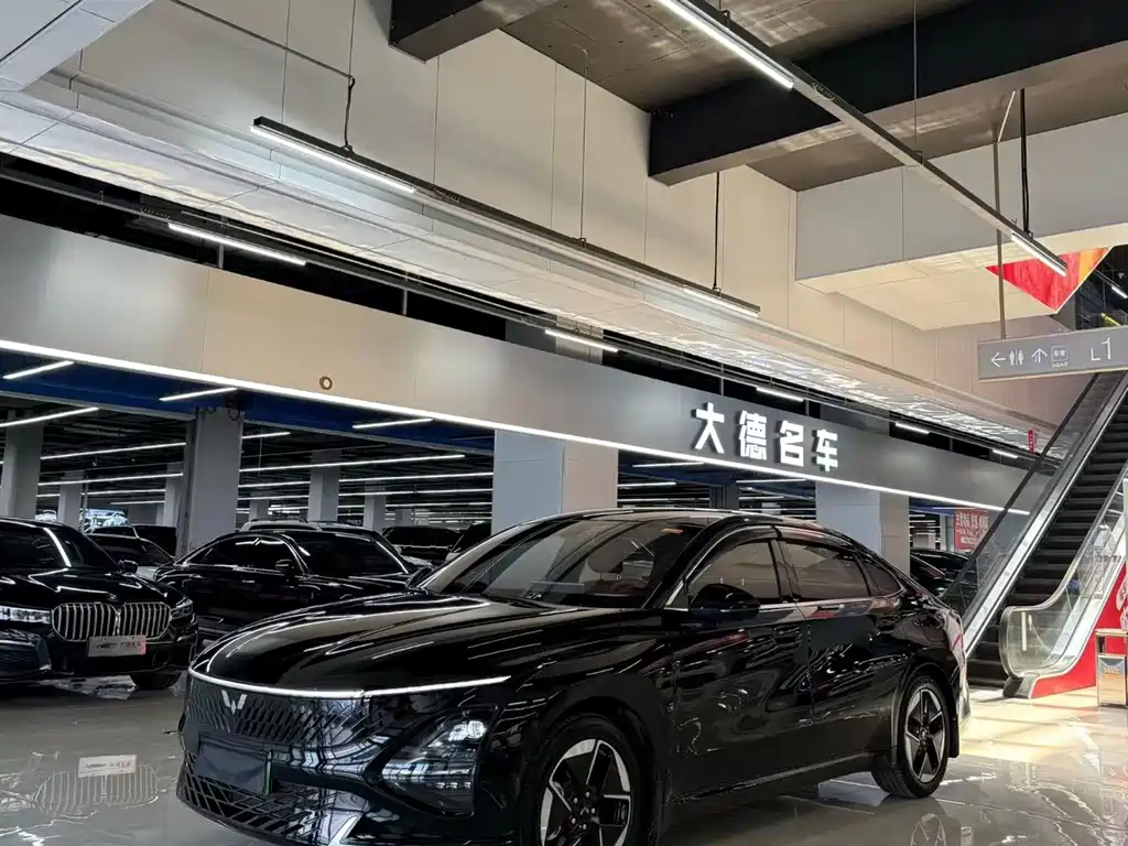 Wuling Starlight 2025 — фото 1