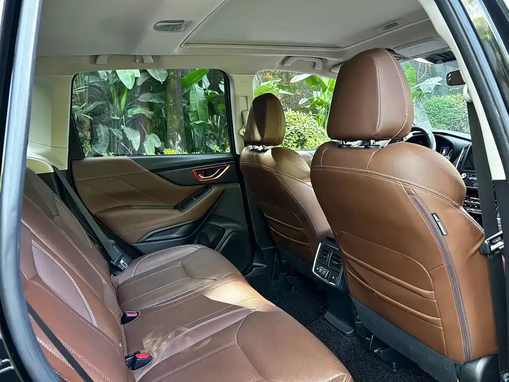 Subaru Forester 2019 — фото 8