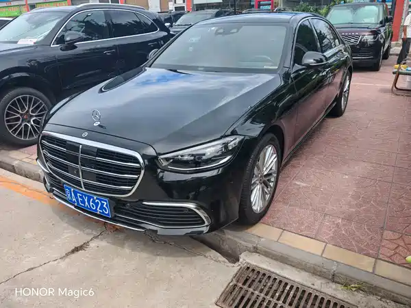 Mercedes-Benz S-Class 2021