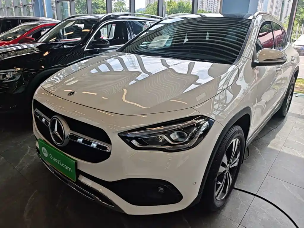 Mercedes-Benz GLA 2023