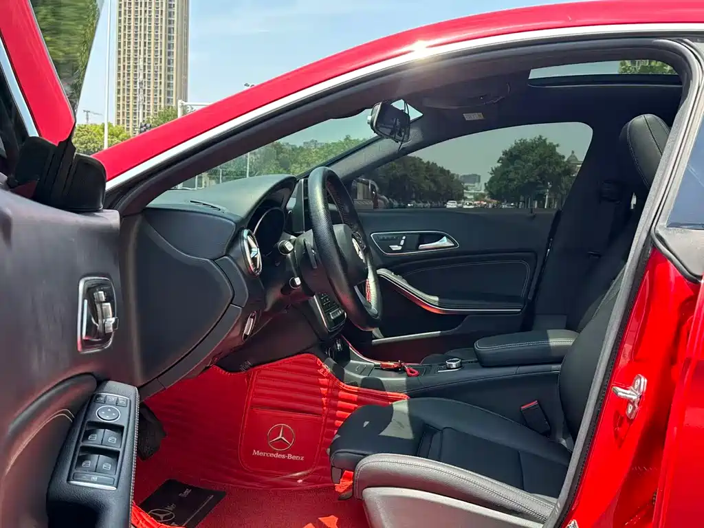 Mercedes-Benz CLA 2018