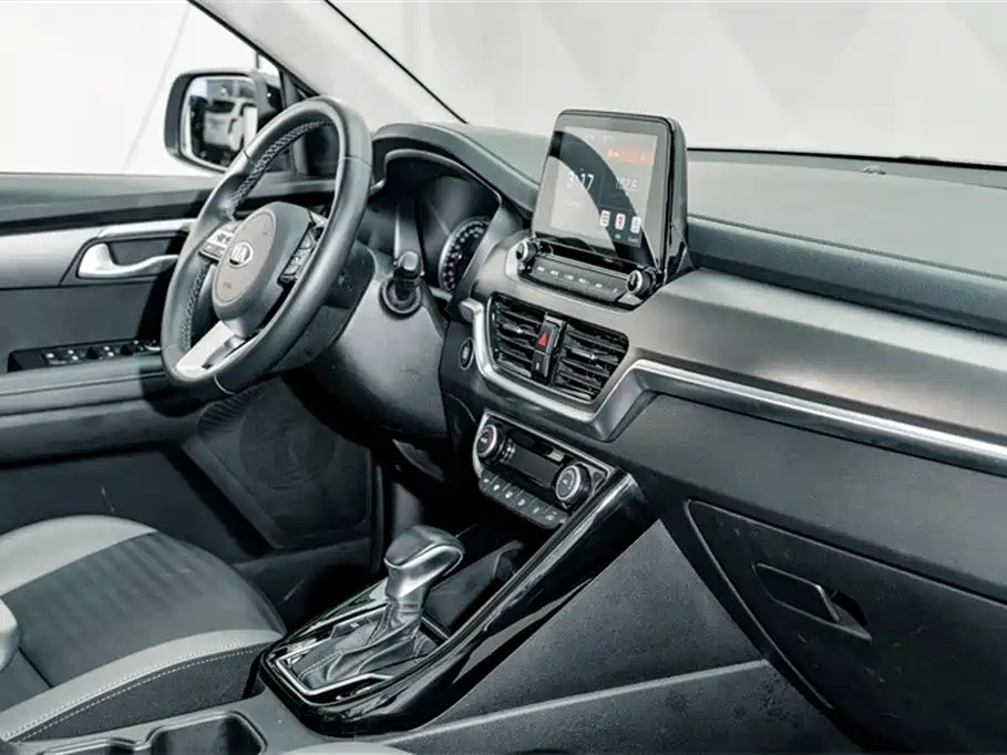Kia Sportage 2021 — фото 18