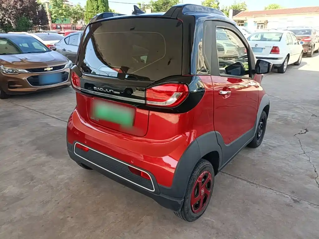 Baojun E100 2020