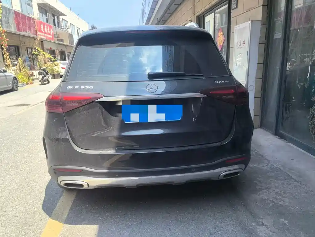 Mercedes-Benz GLE 2025