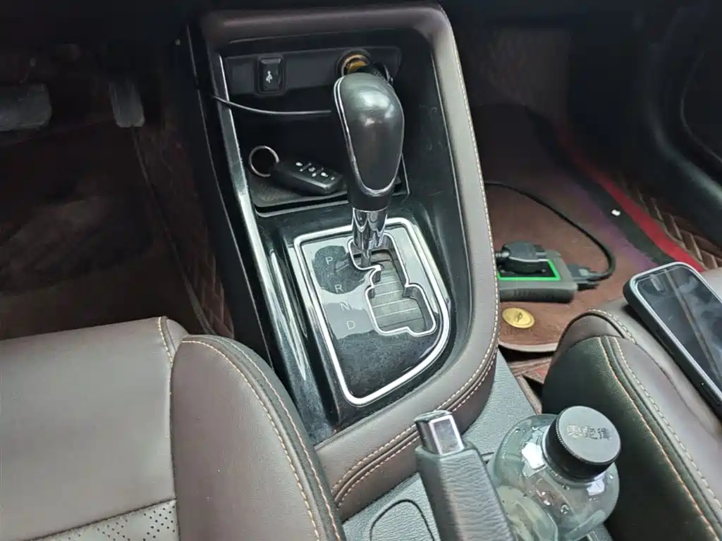 Changan Eado DT 2018 — фото 14
