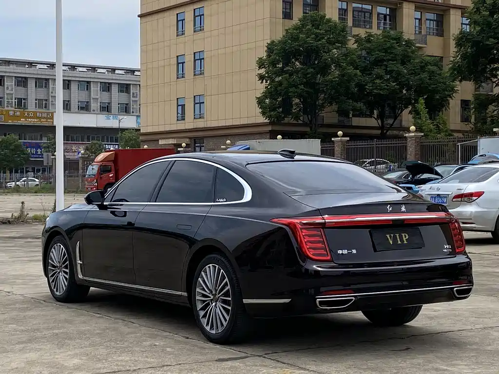 Hongqi H9 2022 — фото 21