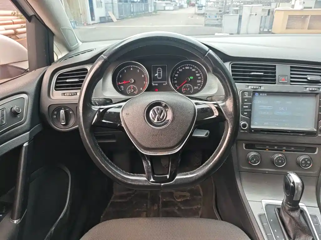 Volkswagen Golf 2015