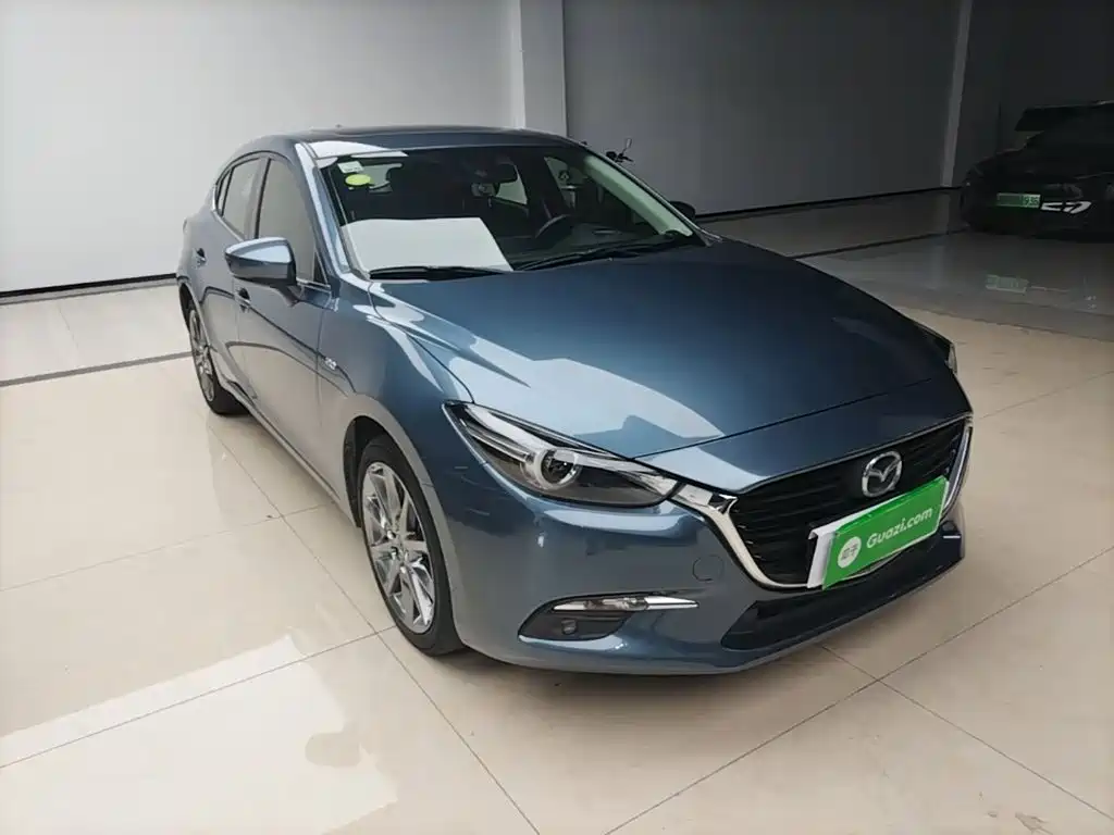 Mazda 3 Axela 2018