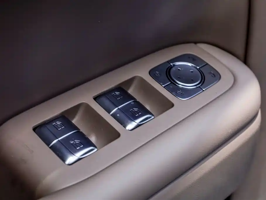 Li Auto Li L7 2025