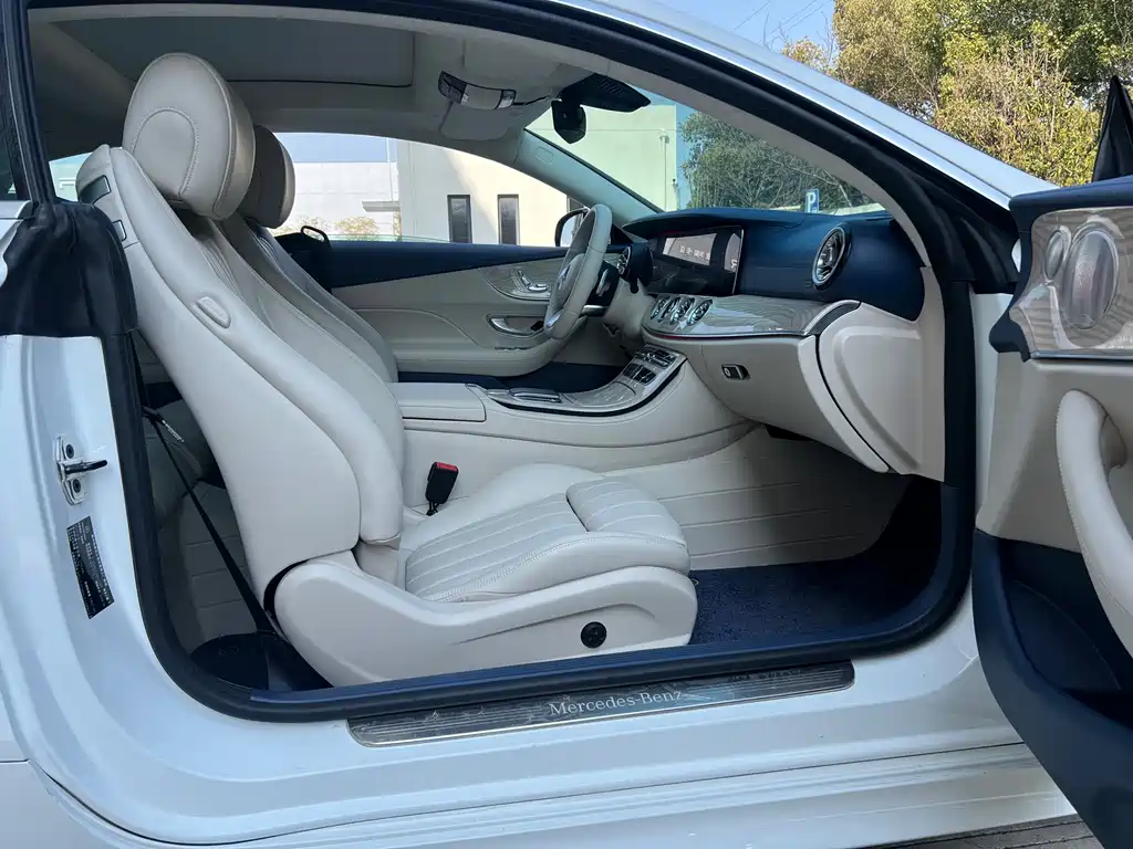 Mercedes-Benz E-Class 2020 — фото 14