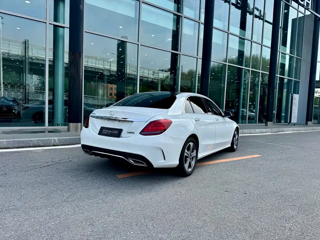 Mercedes-Benz C-Class 2020 — фото 9