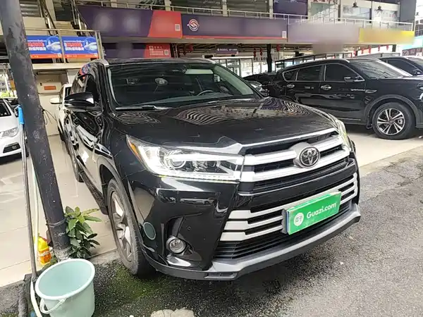Toyota Highlander 2020