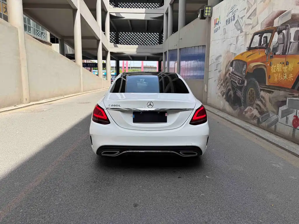 Mercedes-Benz C-Class 2020